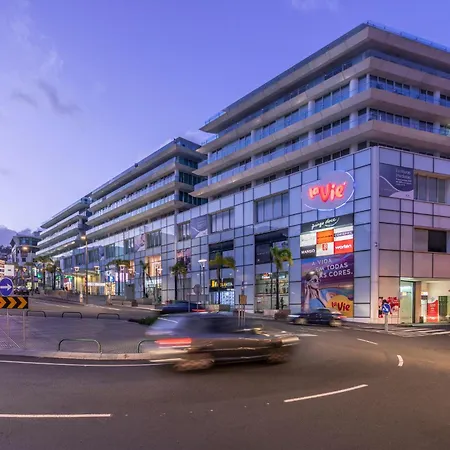 Luxury In The Center Апартаменты Фуншал