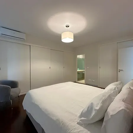 Luxury In The Center アパート フンシャル