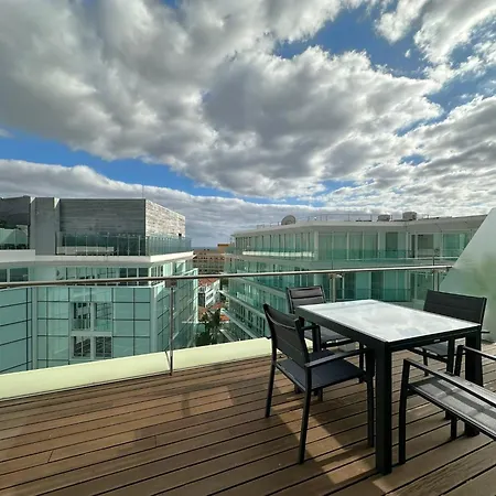 Апартаменты Luxury In The Center
