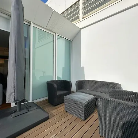 Luxury In The Center Апартаменты *