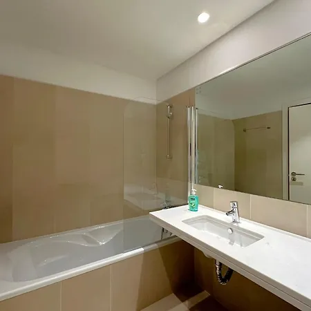 Luxury In The Center Апартаменты Фуншал