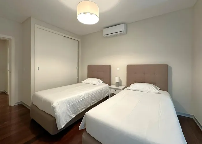 Luxury In The Center דירה *